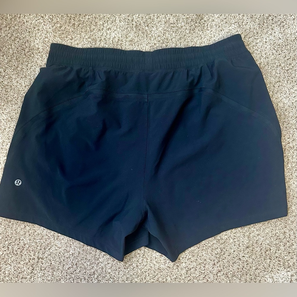 Lululemon men’s black Pace Breaker linerless shorts 5” inseam size XL - Picture 4 of 5
